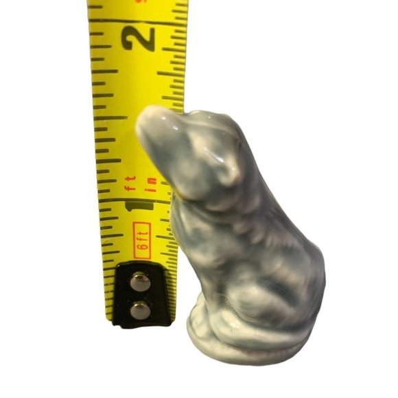 Wade Whimsies Howling Timber Wolf Mini Figurine Red Rose Tea England Porcelain - Picture 3 of 7